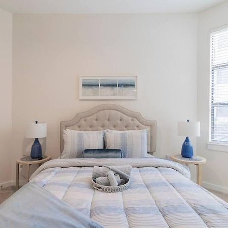Charming Cozy Apartment With Wi-Fi & Free Parking Charlotte Esterno foto